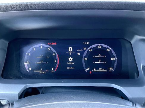 Used 2024 Toyota Tacoma TRD Sport w/ TRD Sport Upgrade Package AWD/4WD image 25