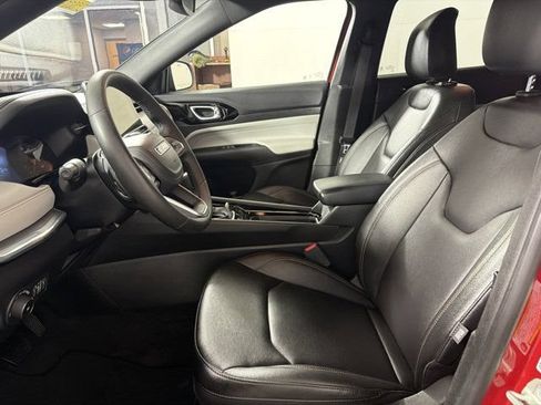 Used 2024 Jeep Compass Limited AWD/4WD image 16