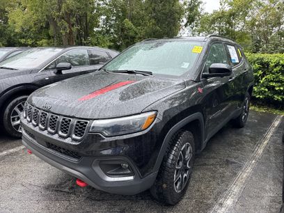 Used 2025 Jeep Compass Trailhawk w/ Trailhawk Elite Group