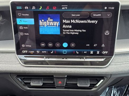 New 2026 Volkswagen Tiguan S FWD image 12