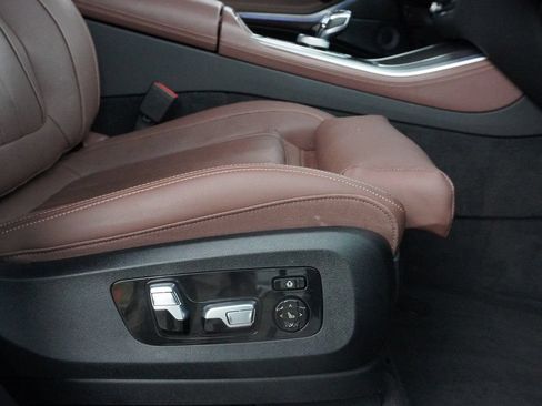 Used 2021 BMW X5 M50i w/ Executive Package AWD/4WD image 33