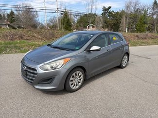 Used 2016 Hyundai Elantra GT video 1