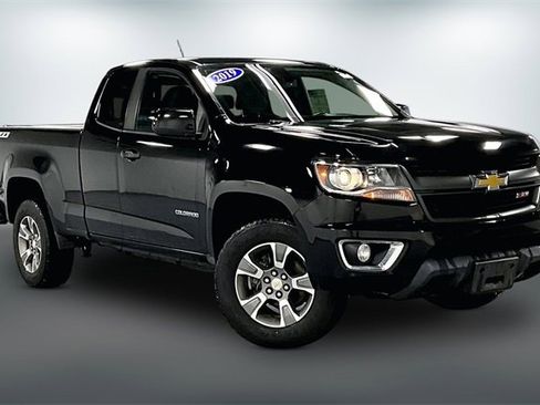 Used 2019 Chevrolet Colorado Z71 image 1