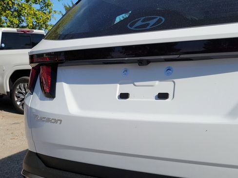 New 2026 Hyundai Tucson SE image 7