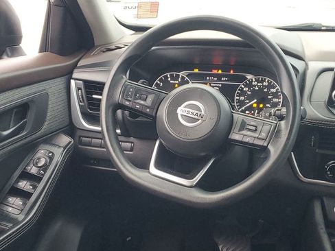 Used 2021 Nissan Rogue S image 25