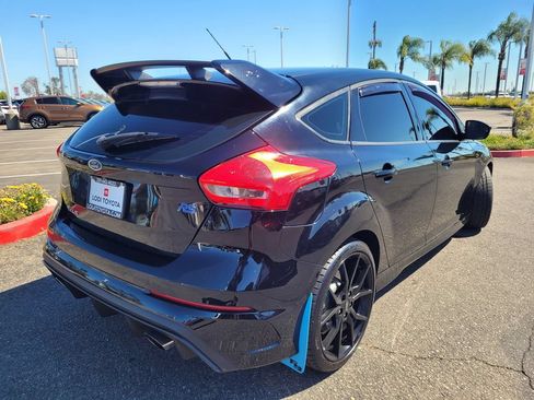 Used 2017 Ford Focus RS AWD/4WD image 4