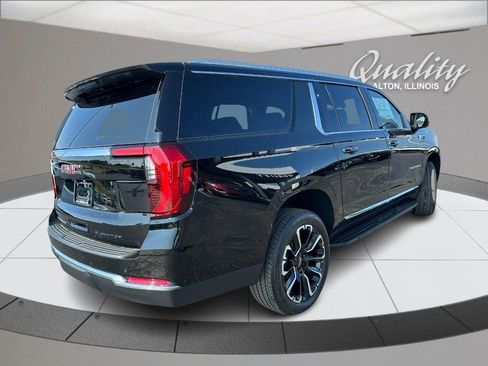 New 2025 GMC Yukon XL Elevation image 4