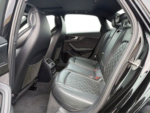 Used 2019 Audi S4 Prestige w/ Prestige Package AWD/4WD image 10