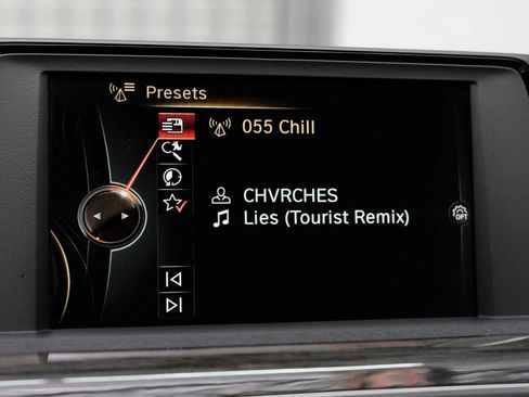 Used 2017 BMW 330i Sedan image 31