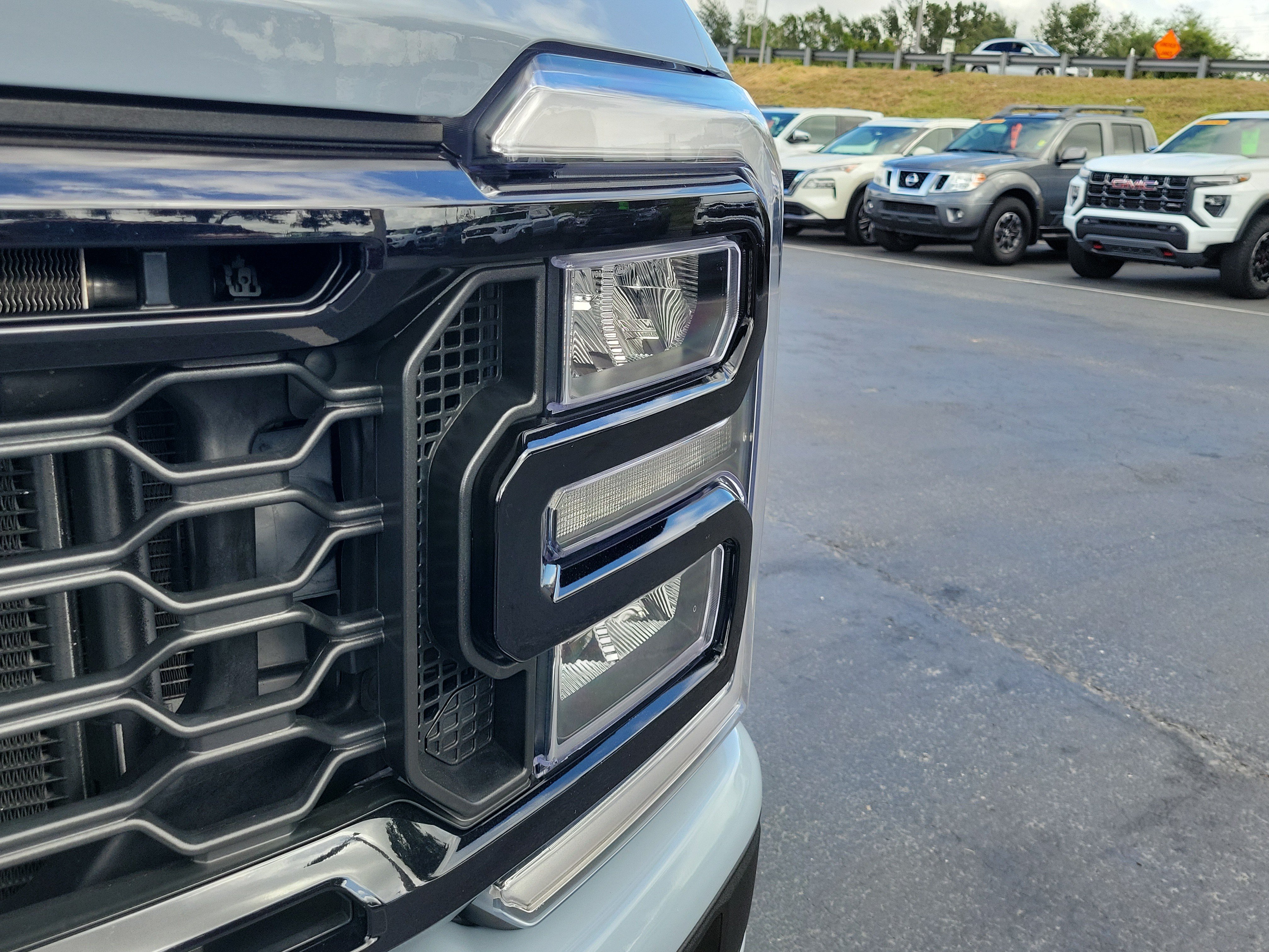 Certified 2025 Ford F250 Lariat w/ Black Appearance Package AWD/4WD image 3