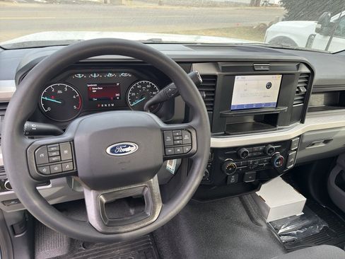New 2026 Ford F550 4x4 Regular Cab Super Duty image 15