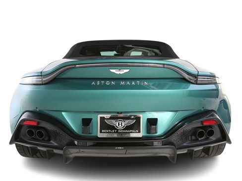 Used 2023 Aston Martin V8 Vantage Roadster RWD image 12