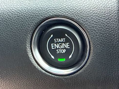 New 2026 GMC Acadia Denali Ultimate FWD image 26