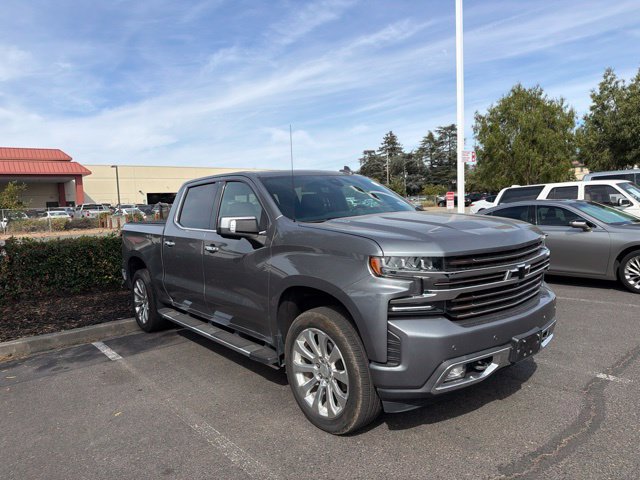 Used 2020 Chevrolet Silverado 1500 High Country w/ Technology Package AWD/4WD image 1