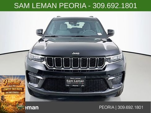 New 2025 Jeep Grand Cherokee Laredo X image 2