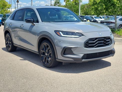 Used 2025 Honda HR-V Sport image 31