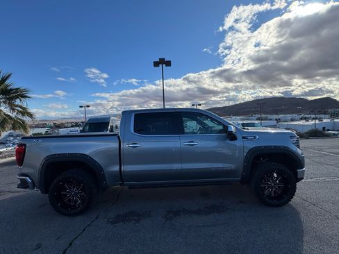Used 2023 GMC Sierra 1500 SLT w/ X31 Off-Road Package image 6