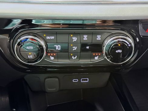 New 2026 Chevrolet Trax LT image 15