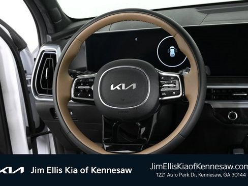 Certified 2024 Kia Sorento SX Prestige w/ Olive Brown Leather Package image 4