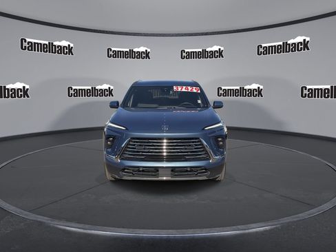 Used 2025 Buick Enclave Preferred w/ Power Package FWD image 2