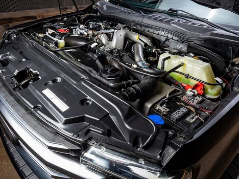 Used 2022 Ford F250 Platinum image 39