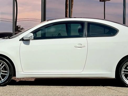 Used 2010 Scion tC image 4