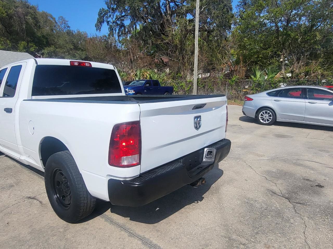Used 2017 RAM 1500 Tradesman RWD image 30