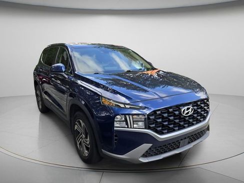 Used 2022 Hyundai Santa Fe SE image 3