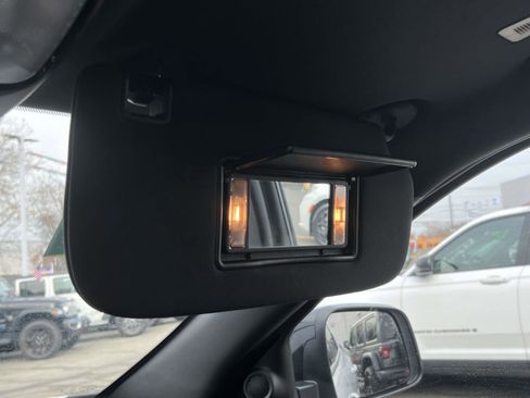 Used 2022 Dodge Durango R/T w/ Blacktop Package image 10