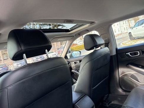 Used 2023 Honda Civic Touring image 14