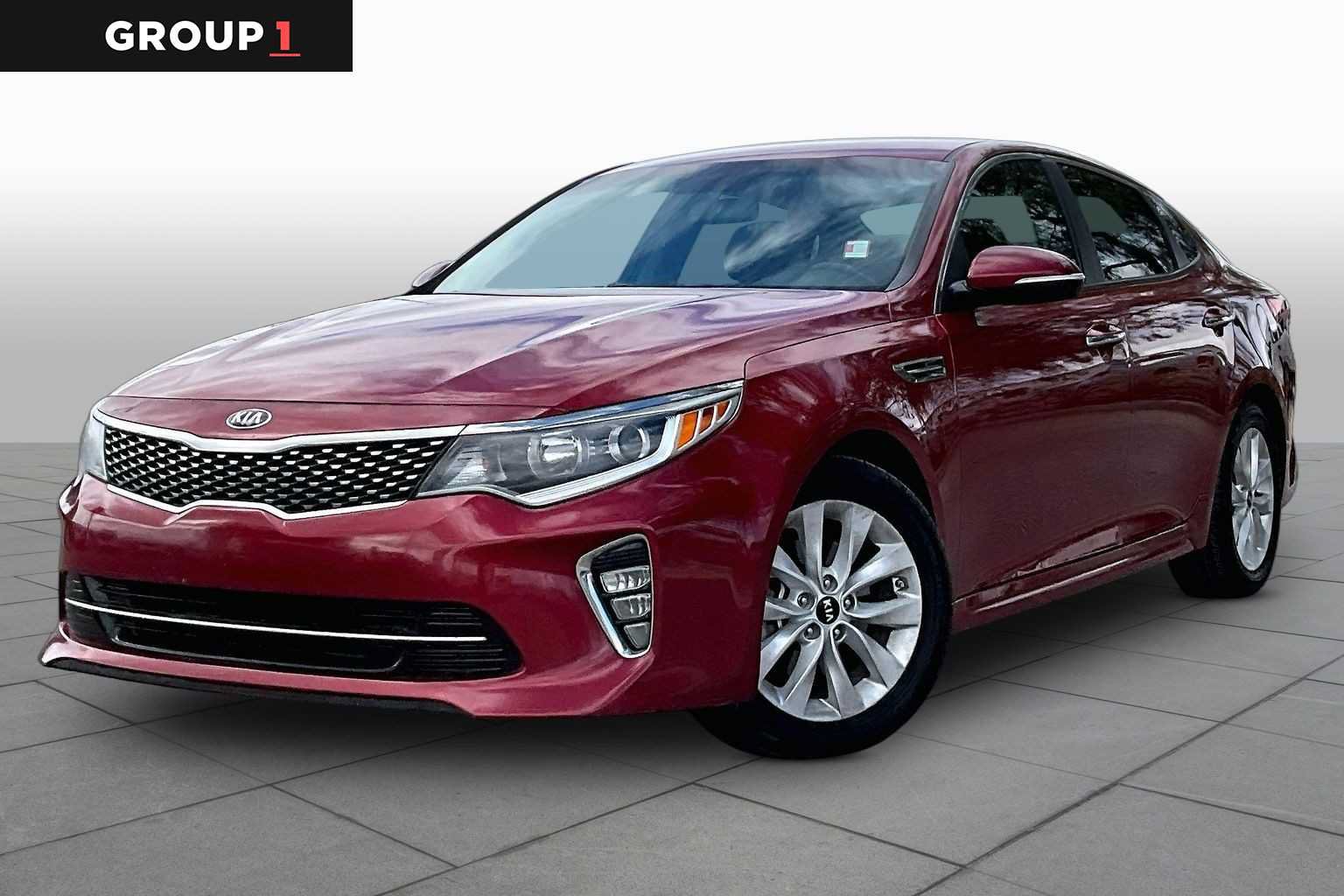 Used 2018 Kia Optima S FWD image 1