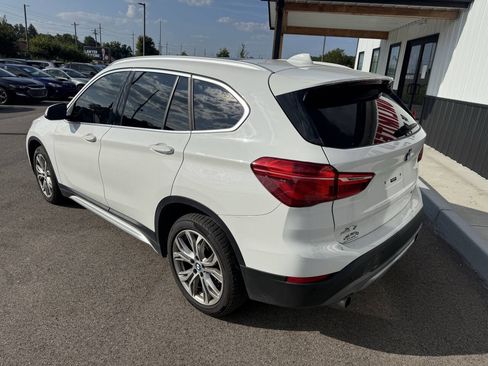 Used 2018 BMW X1 xDrive28i w/ Premium Package Essential AWD/4WD image 11