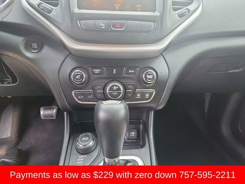 Used 2015 Jeep Cherokee Limited AWD/4WD image 12