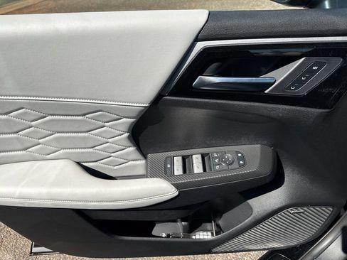 New 2026 Mitsubishi Outlander SEL FWD image 29