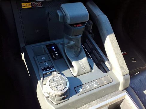 New 2025 Toyota Tacoma TRD Off-Road image 12