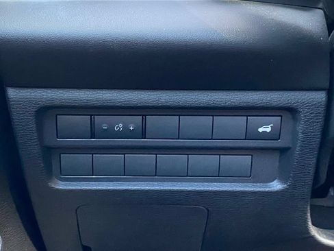 Used 2022 Mitsubishi Outlander SE AWD/4WD image 10