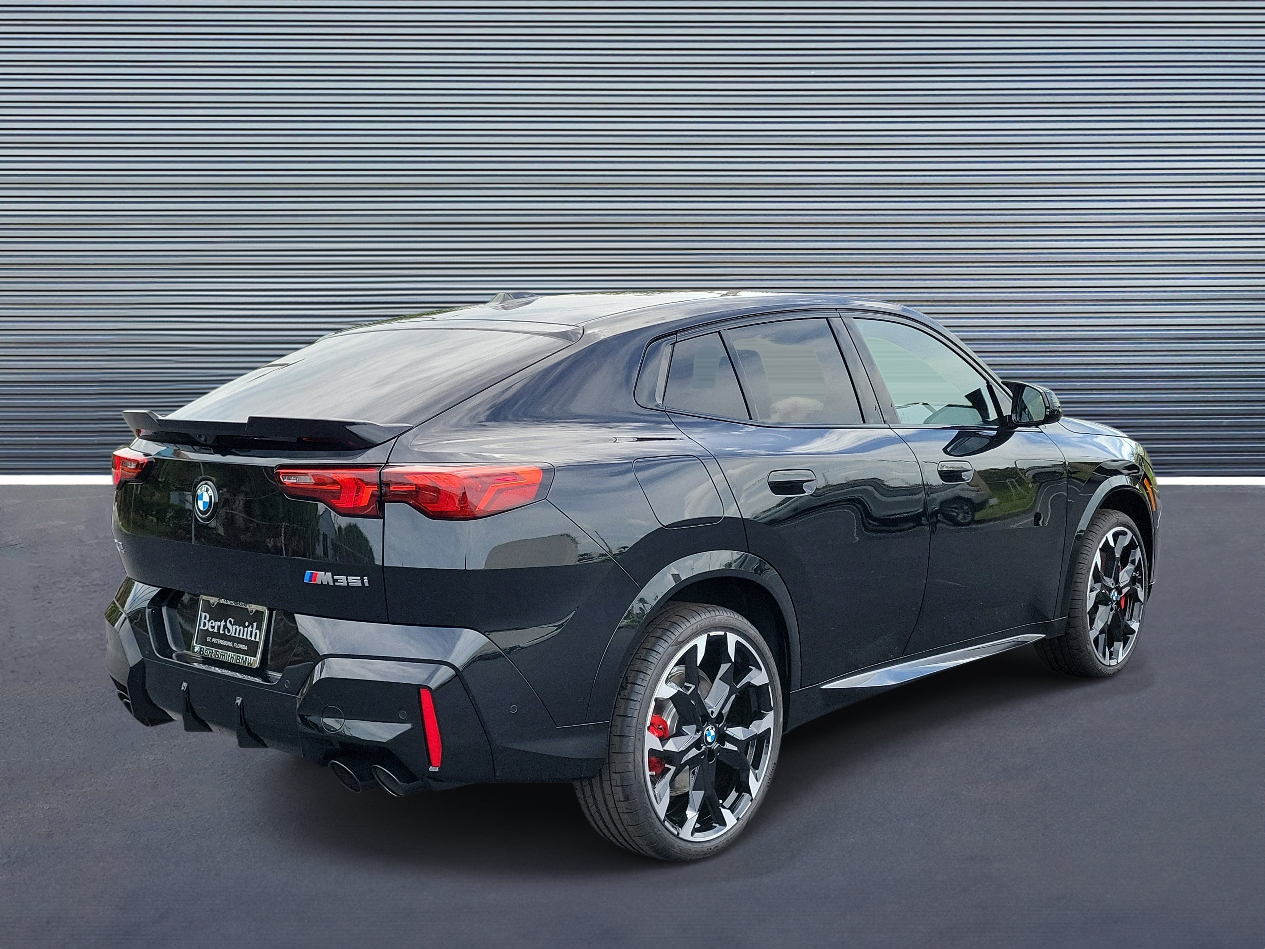 New 2026 BMW X2 M35i w/ Technology Package AWD/4WD image 3