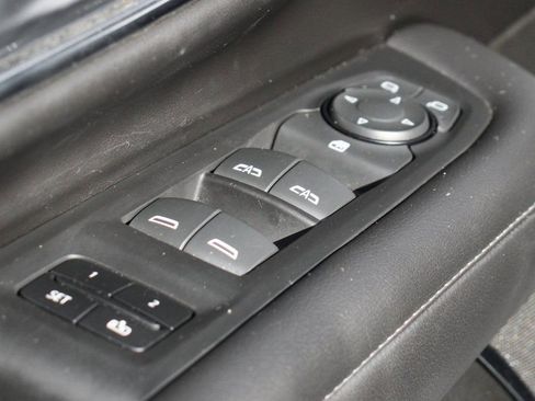 Used 2023 Chevrolet Tahoe LT image 18