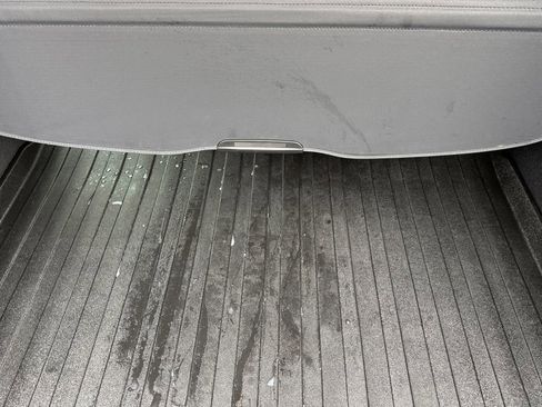 Used 2018 Subaru Outback 2.5i Limited image 16