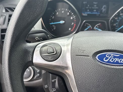Used 2016 Ford Escape SE w/ Equipment Group 201A AWD/4WD image 18