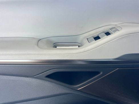 New 2026 Lincoln Navigator L Black Label AWD/4WD image 8