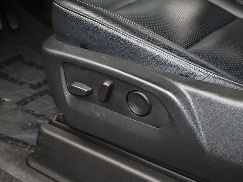 Used 2021 GMC Yukon SLE w/ Gmc Pro Safety Plus Package image 12