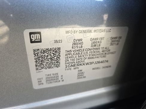 Used 2023 Chevrolet Traverse Premier w/ Redline Edition image 35