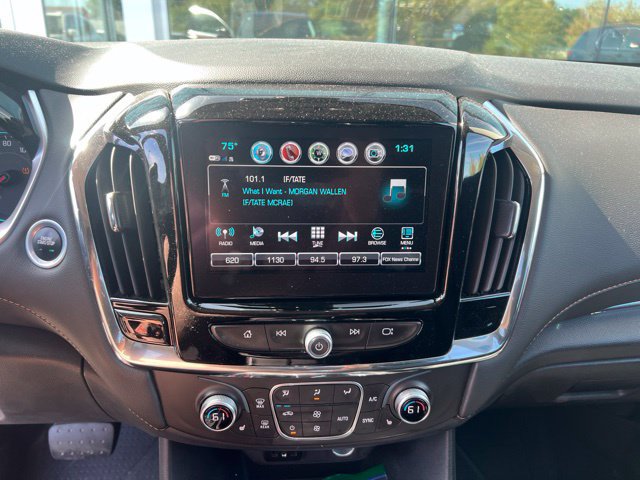 Used 2018 Chevrolet Traverse LT w/ LPO, Black Accent Package AWD/4WD image 10