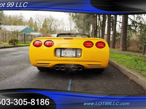 Used 2001 Chevrolet Corvette Convertible w/ Preferred Equipment Group2 RWD image 10