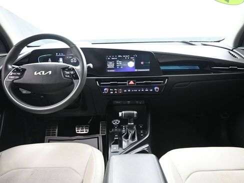 Certified 2023 Kia Niro EX Touring FWD image 30