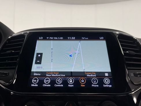 Used 2021 Jeep Grand Cherokee Laredo X AWD/4WD image 32