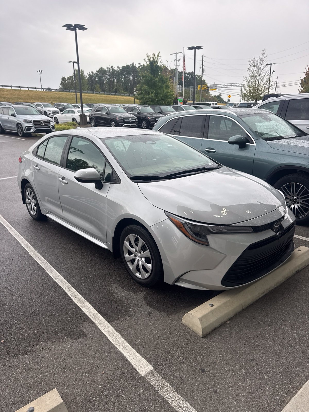 Used 2026 Toyota Corolla LE FWD image 1