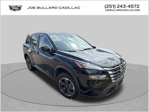 Used 2024 Nissan Rogue SV AWD/4WD image 1