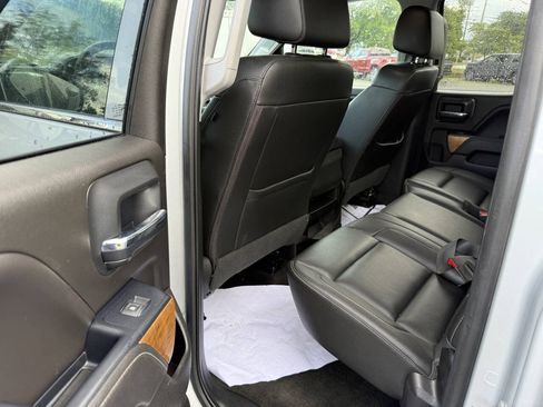 Used 2018 Chevrolet Silverado 1500 LTZ AWD/4WD image 15